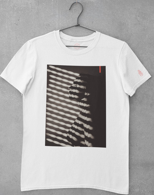 LIGHT THROUGH DARKNESS | T-SHIRT | MEN